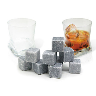 Zestaw do whisky/ dwie szklanki i kamienne kostki w etui/ Vin Bouquet